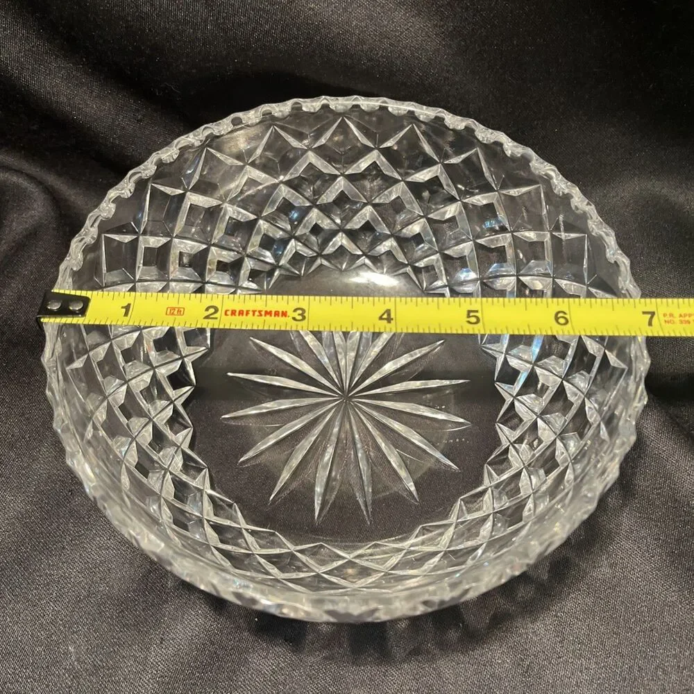 Beautiful Vintage Cut Crystal Round Centerpiece Bowl Heavy Glass 7” D X 3” T